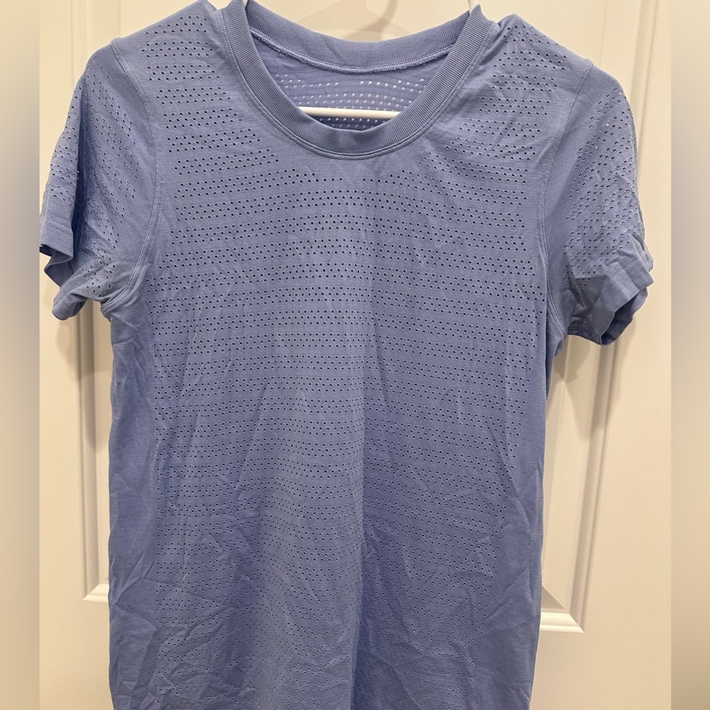 Lululemon Short Sleeve Mesh Workout Shirt